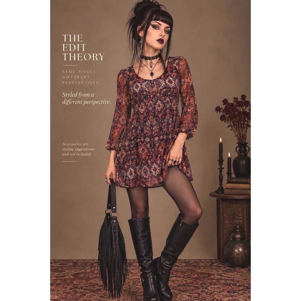 Daytrip XS Paisley Print Mini Dress Keyhole Back Long Sleeve Soft
Goth Boho